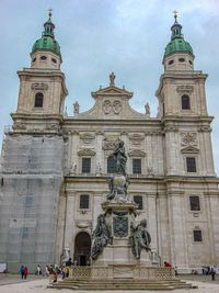 027-Mariens&auml;ule vor Dom