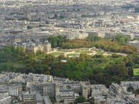 Blick vom Tour Montparnasse - Jardin du Luxembourg + Notre Dame 01