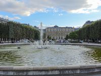 Innenhof Palais Royal 04