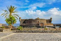 IMG_6239Santa Cruz de Tenerife_Parque Mar&iacute;timo C&eacute;sar Manrique+Castillo de San Juan-1643